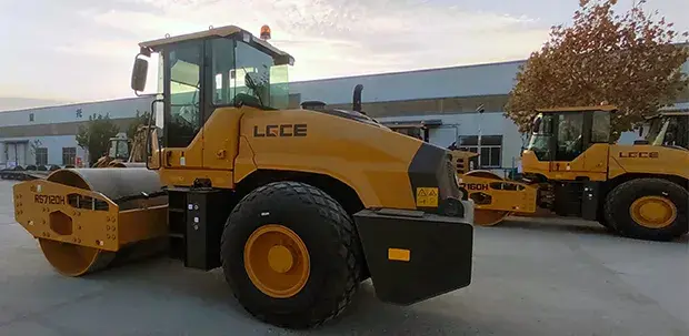 SDLG-soil-compactor-620